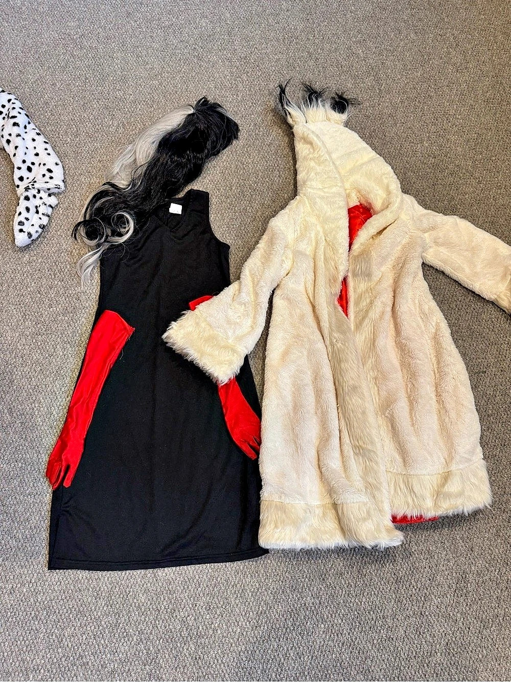Disney Cruella De Vil Coat Costume Girls Medium